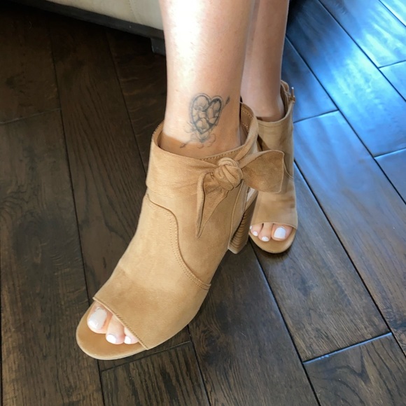 Sandals - Picture 5 of 7